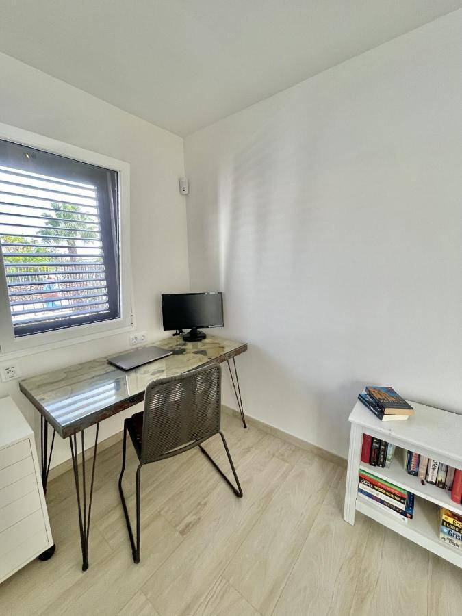 Casahost Townhouse Lise Villa Puerto del Carmen  Ngoại thất bức ảnh